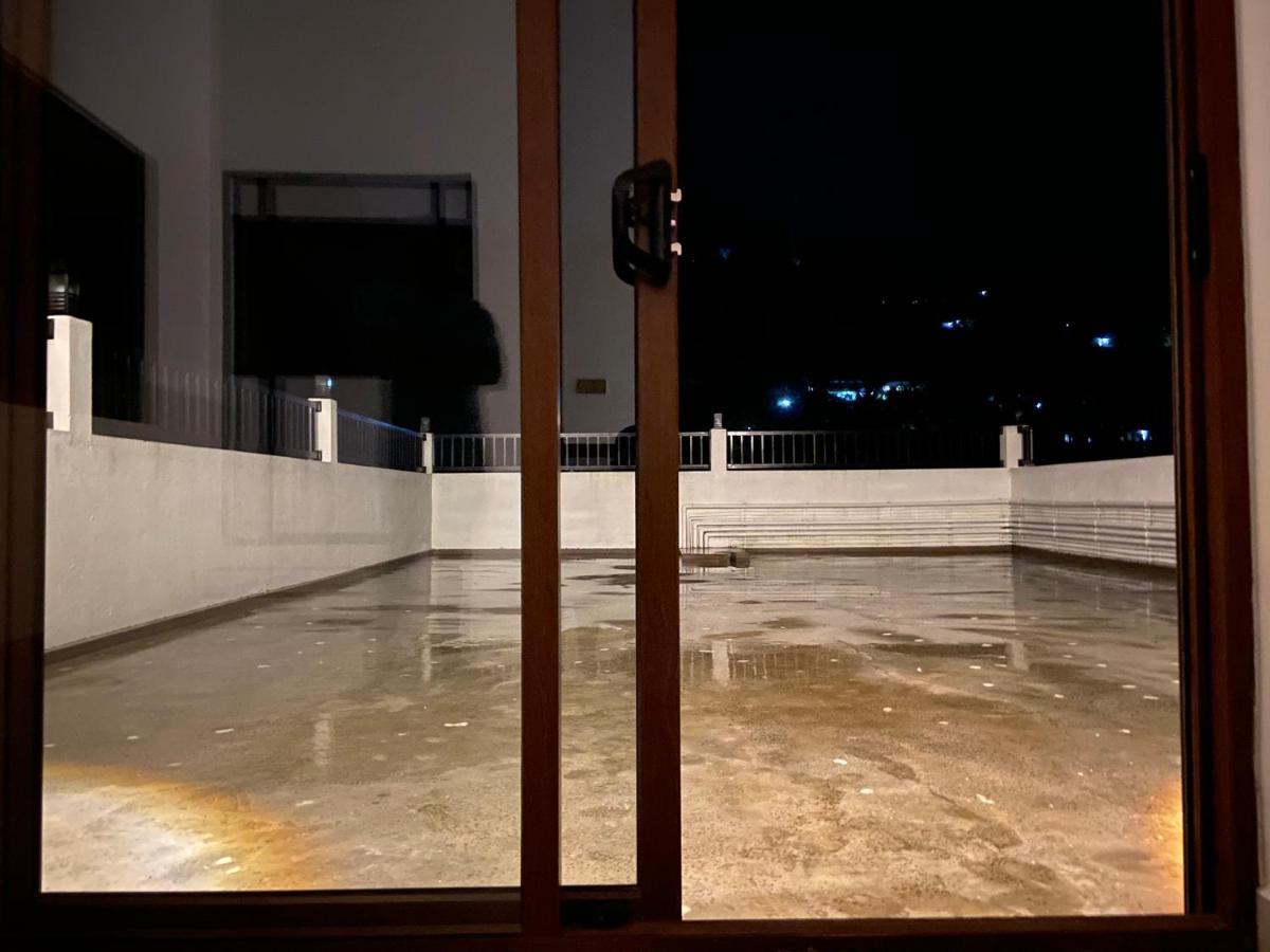 Aurelia Inn Kandy Exteriér fotografie